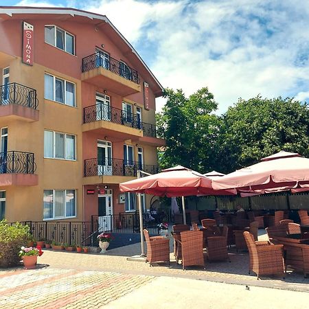 南埃福列 Casa Simona酒店 外观 照片